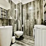 Rentforcomfort Sky Garden Studio * Bukarest