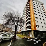 Rentforcomfort Sky Garden Studio Апартаменти Бухарест