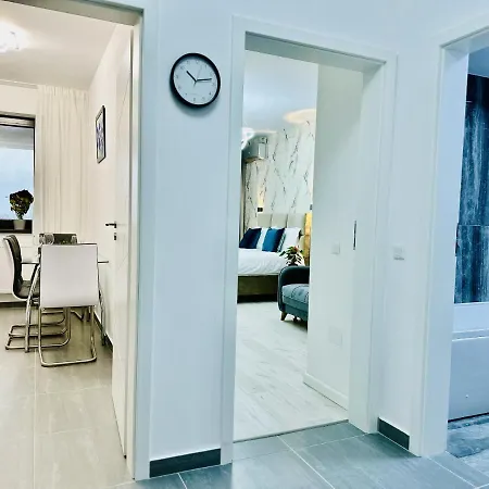 Rentforcomfort Sky Garden Studio *