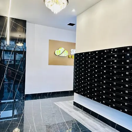 Apartment Rentforcomfort Sky Garden Studio