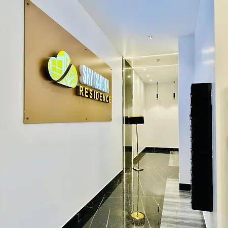 Rentforcomfort Sky Garden Studio *